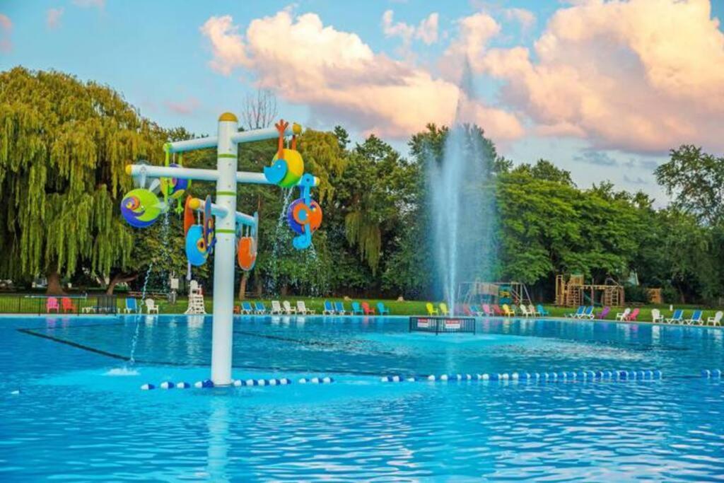 Subu'S Paradise In Niagara Εξωτερικό φωτογραφία